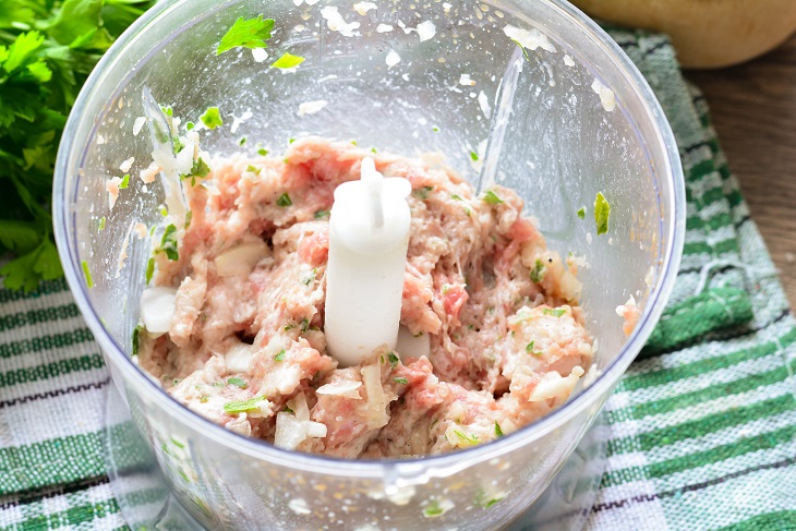 Chebureks on kefir with meat - juicy, crispy and fragrant