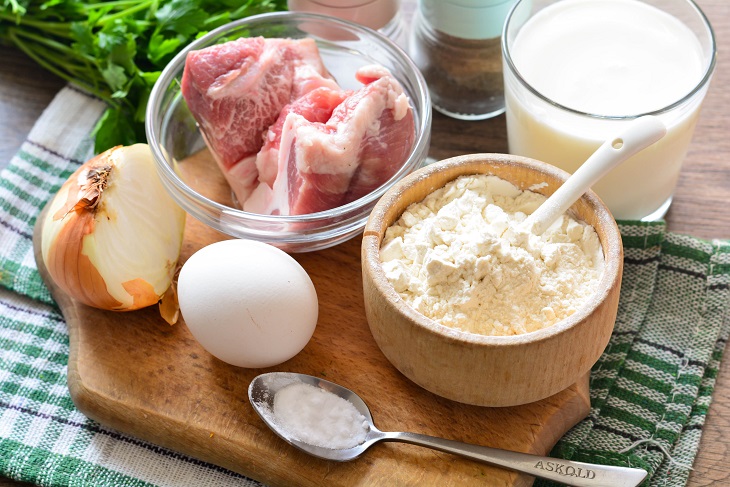 Chebureks on kefir with meat - juicy, crispy and fragrant