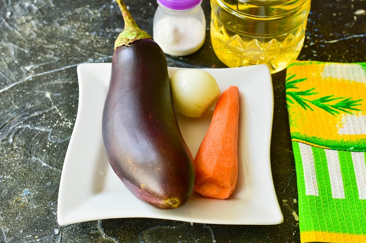 Eggplant rolls with vegetable filling - original and appetizing