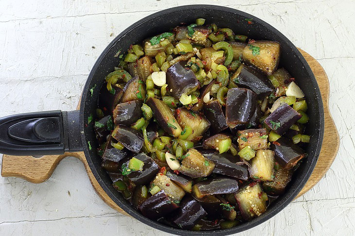 Eggplant in caramel - a great cold appetizer