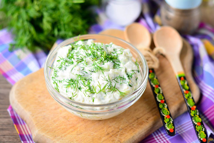 Zucchini in Fözelek sour cream - a traditional Hungarian dish