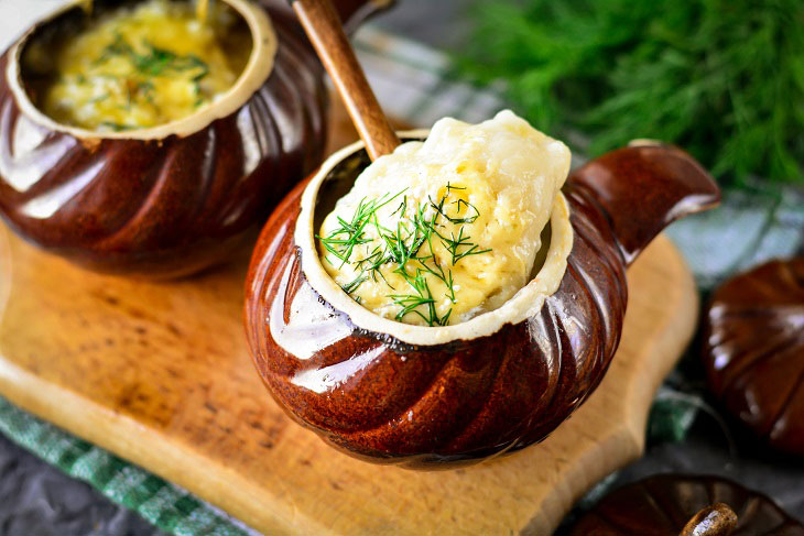 Vareniki baked in pots - a delicious recipe for the very busy