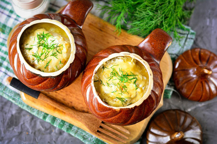 Vareniki baked in pots - a delicious recipe for the very busy