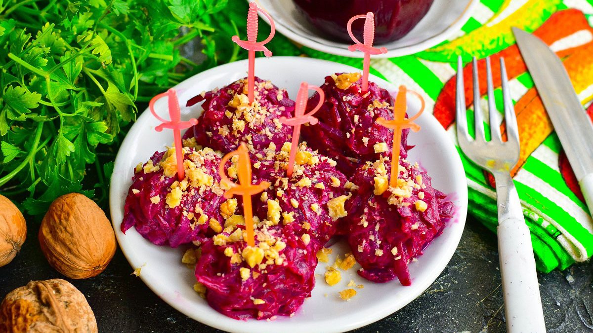 Beetroot balls with nuts – a bright and beautiful snack for any occasion