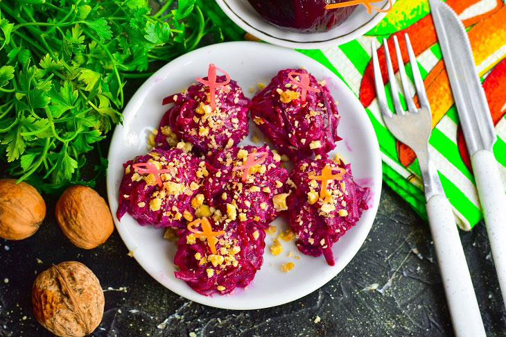 Beetroot balls with nuts - a bright and beautiful snack for any occasion