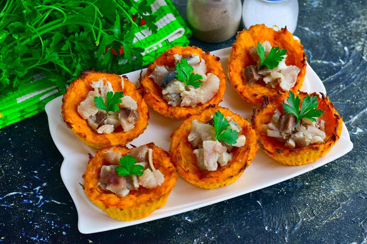 Snack carrot baskets - a bright and festive recipe