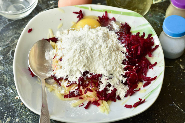 Beetroot and potato pancakes - an interesting vegetable snack