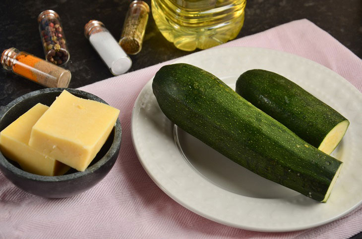 Zucchini chips with cheese - delicious, fragrant and crispy