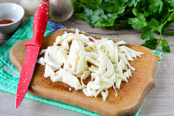 Miracle cabbage in a bag - a tasty, juicy and bright snack