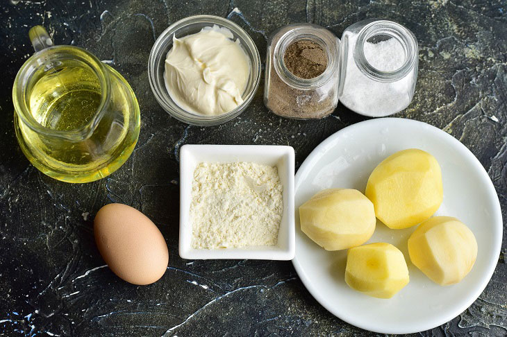 Potatoes in sour cream batter - an interesting snack from available ingredients