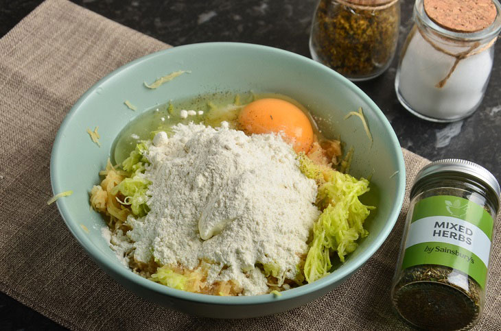 Draniki with zucchini - a delicious summer recipe