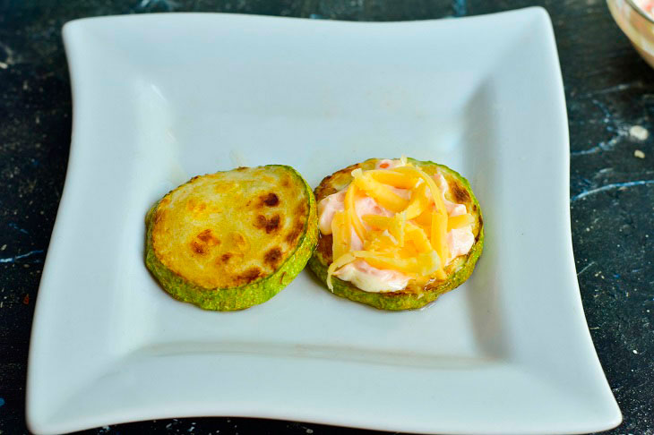 Festive zucchini canapes with cheese filling - an amazing appetizer