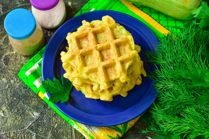 Zucchini waffles - a low-calorie and healthy snack