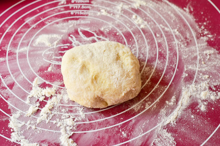 Potato rolls with viscous filling - a great appetizer