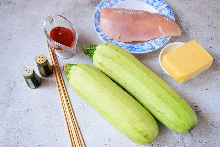 Zucchini rolls in the oven - quick, easy and tasty