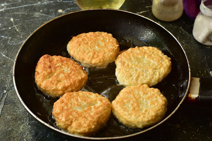 Rice balls - a simple and budget recipe