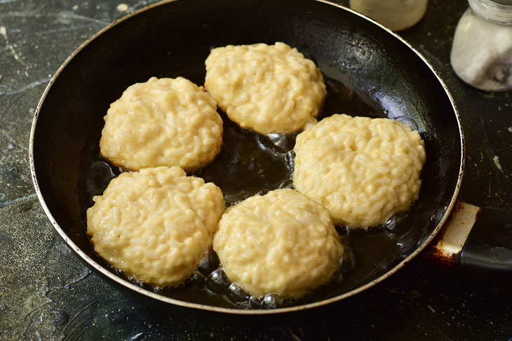 Rice balls - a simple and budget recipe