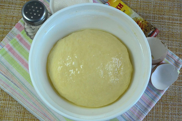 Garlic donuts - airy, crispy and fragrant