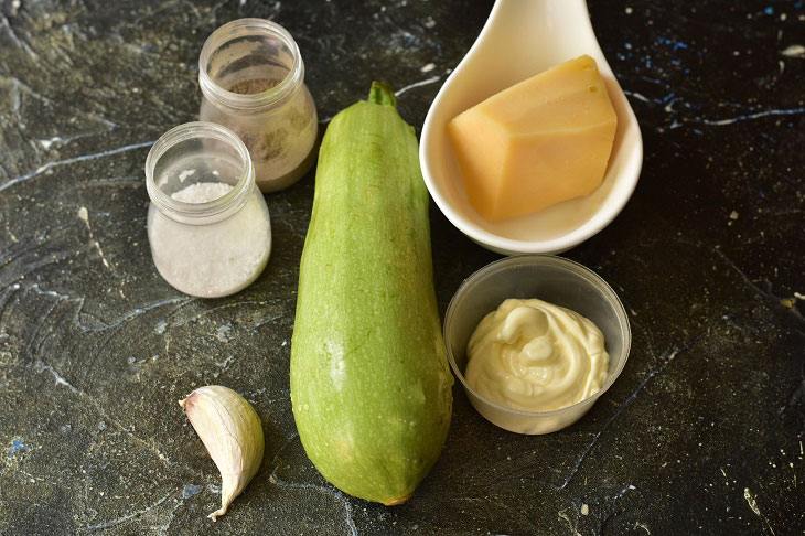 Zucchini with garlic in the oven - juicy and fragrant