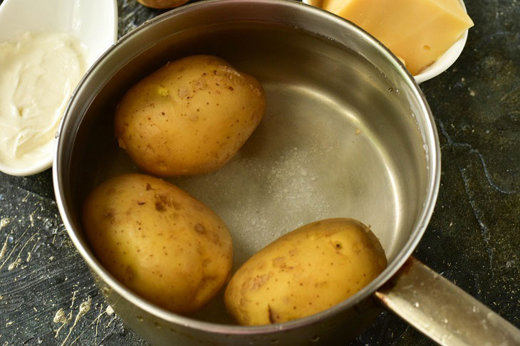 Potato chests - an original snack on the festive table