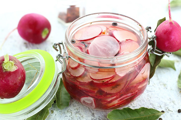 Pickled instant radish - a delicious recipe for pickle lovers