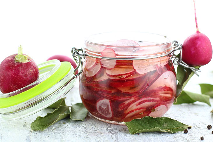 Pickled instant radish - a delicious recipe for pickle lovers