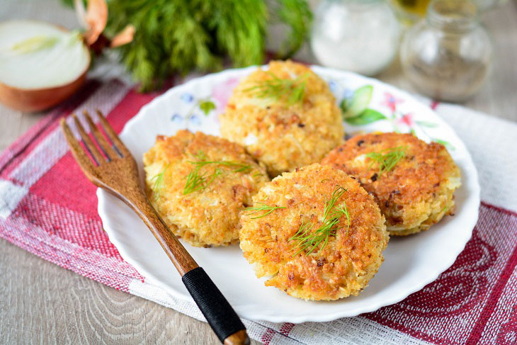 Unusual meat-flavored oatmeal cutlets - budget and nutritious