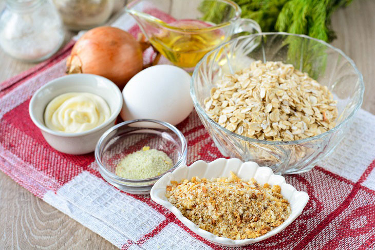 Unusual meat-flavored oatmeal cutlets - budget and nutritious