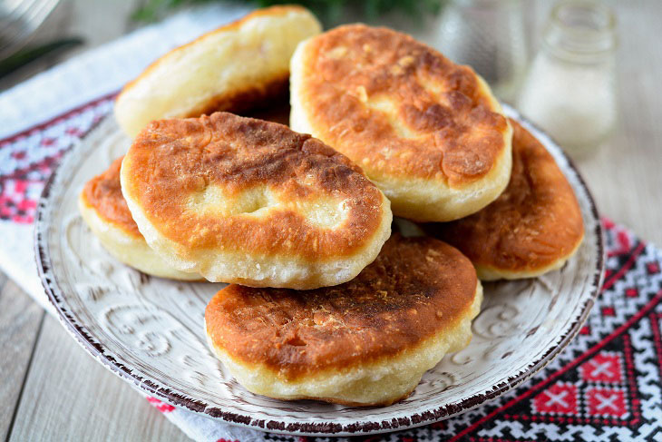 Pies with cabbage without eggs - fluffy, airy and crispy