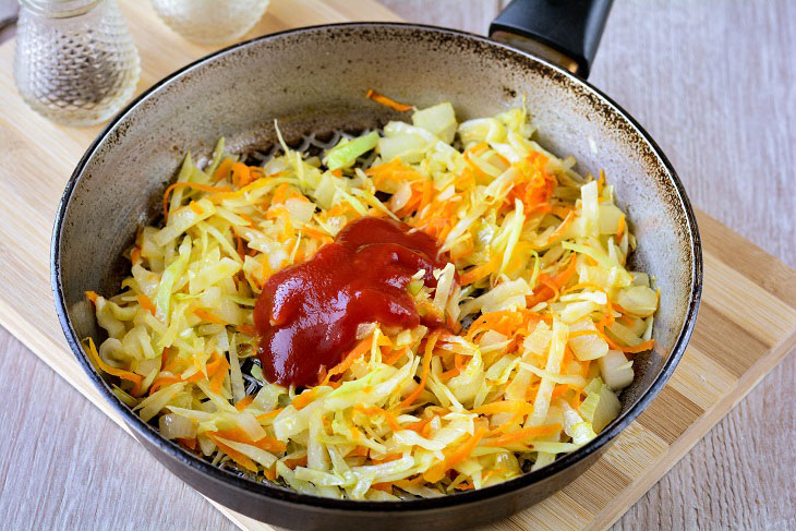 Pies with cabbage without eggs - fluffy, airy and crispy
