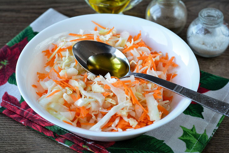 Pickled cabbage - a quick recipe for 2 hours