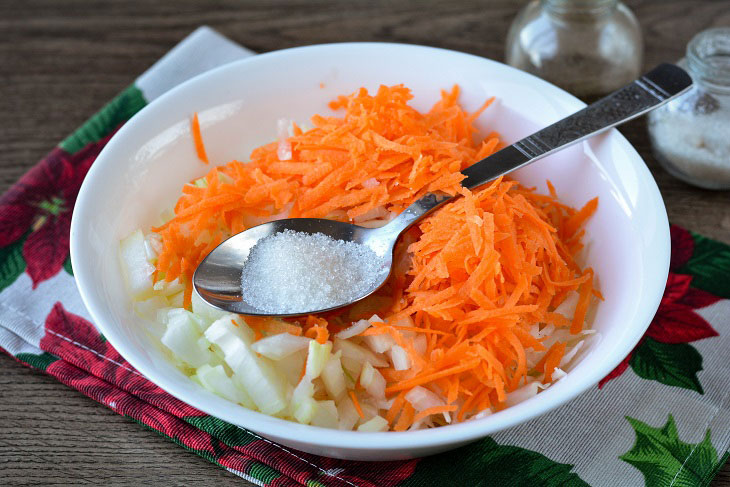 Pickled cabbage - a quick recipe for 2 hours