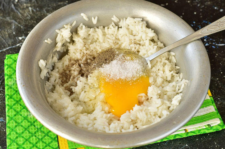 Original rice balls with cheese - an easy recipe for an excellent snack