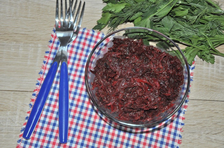 Beet caviar - an inexpensive, simple and tasty vegetable snack