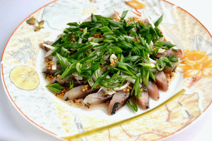 Herring with mustard sauce - a recipe for a great appetizer for the holiday