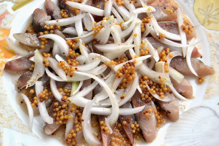 Herring with mustard sauce - a recipe for a great appetizer for the holiday
