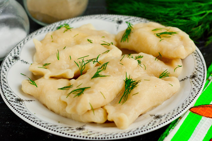 How to cook delicious dumplings with potatoes - step by step recipe with photos