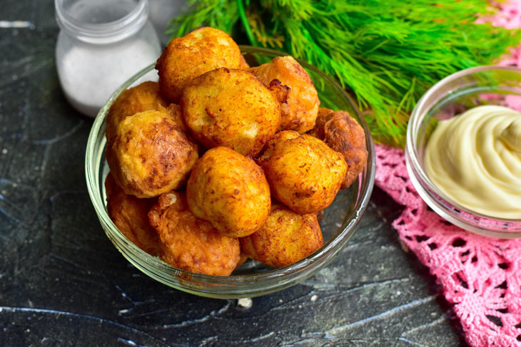 Potato balls - a delicious and affordable snack for the holiday