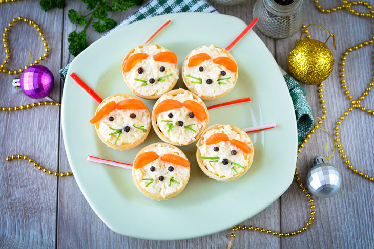 Tartlets "Mice" - a delicious and elegant snack for the New Year 2020