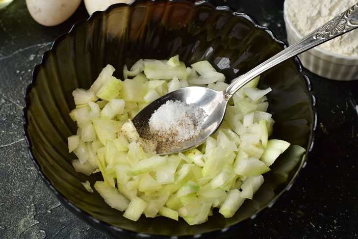 Delicious "Tsybulyaniki" - a step by step recipe with a photo