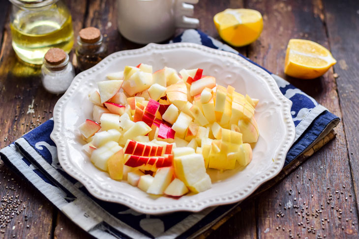 Croutons with apples - an unusual and appetizing, delicious sandwich