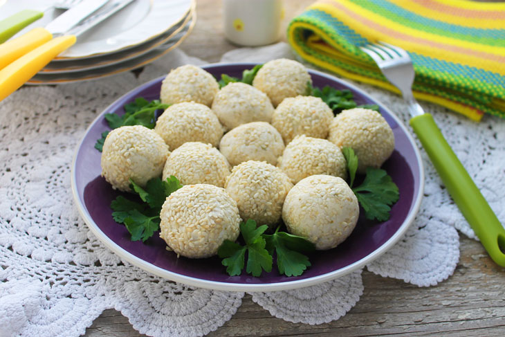 Chicken balls with olives - they will successfully decorate any holiday table