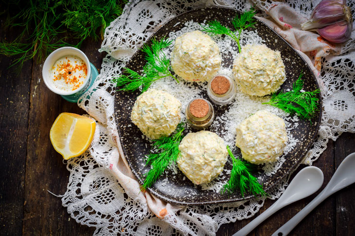 Cheese "Snowballs" - an incomparable snack on the festive table