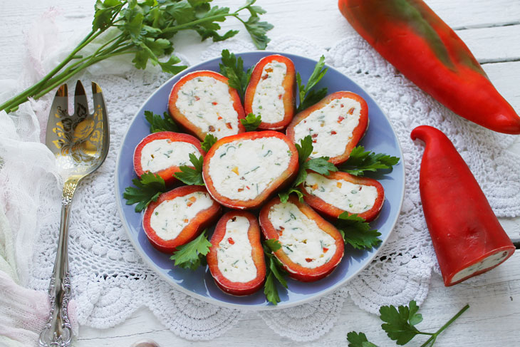 Peppers stuffed with processed cheese - looks beautiful on any holiday table