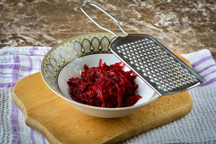 Canape with herring - a beautiful and appetizing appetizer for the holiday