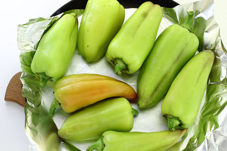 Pickled sweet peppers - a fragrant cold appetizer