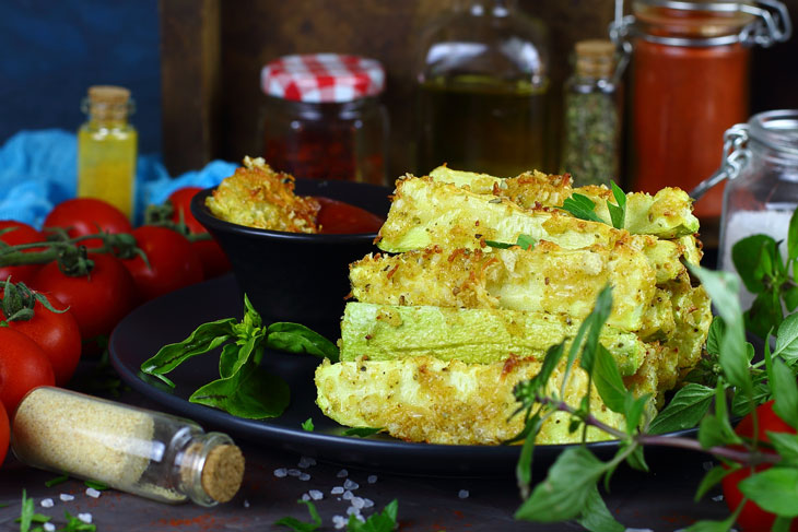 Crispy breaded zucchini sticks - a simple recipe from affordable products