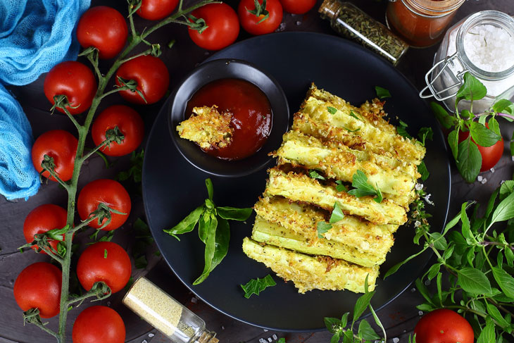 Crispy breaded zucchini sticks - a simple recipe from affordable products