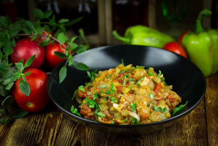 Appetizing fried eggplant caviar - step by step recipe with photo