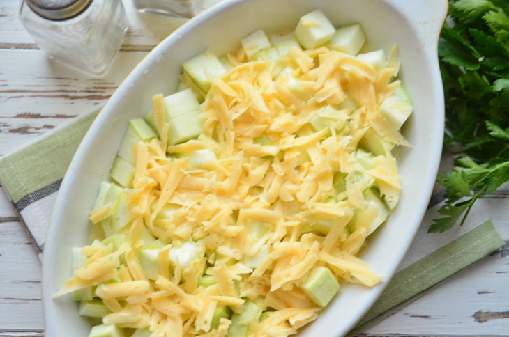 Zucchini casserole in the oven - tender and very tasty